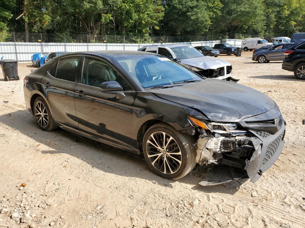 2018 Toyota Camry L - Image 4