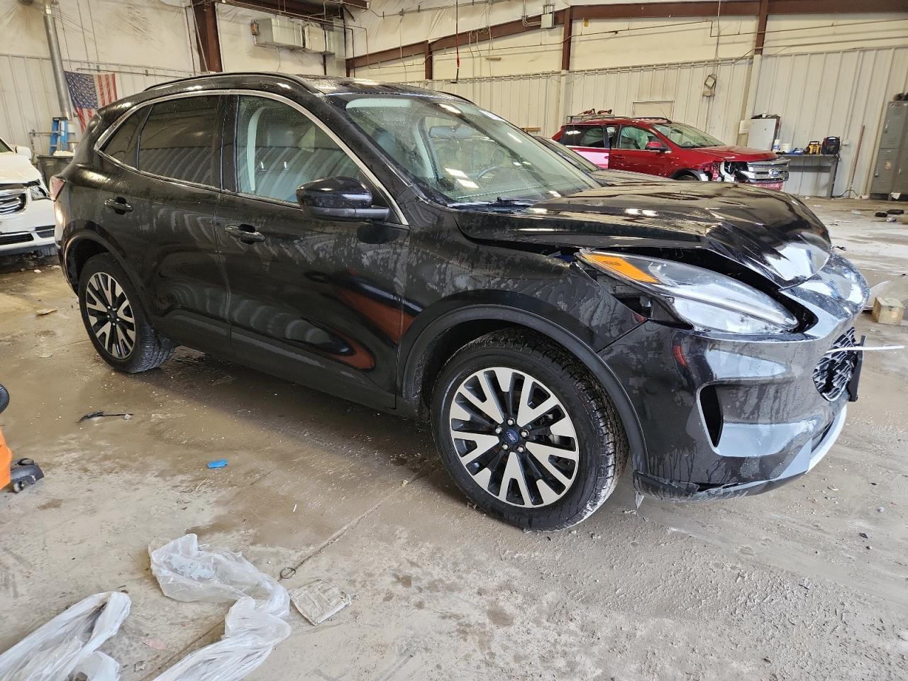 2020 Ford Escape Sel - Фото 4