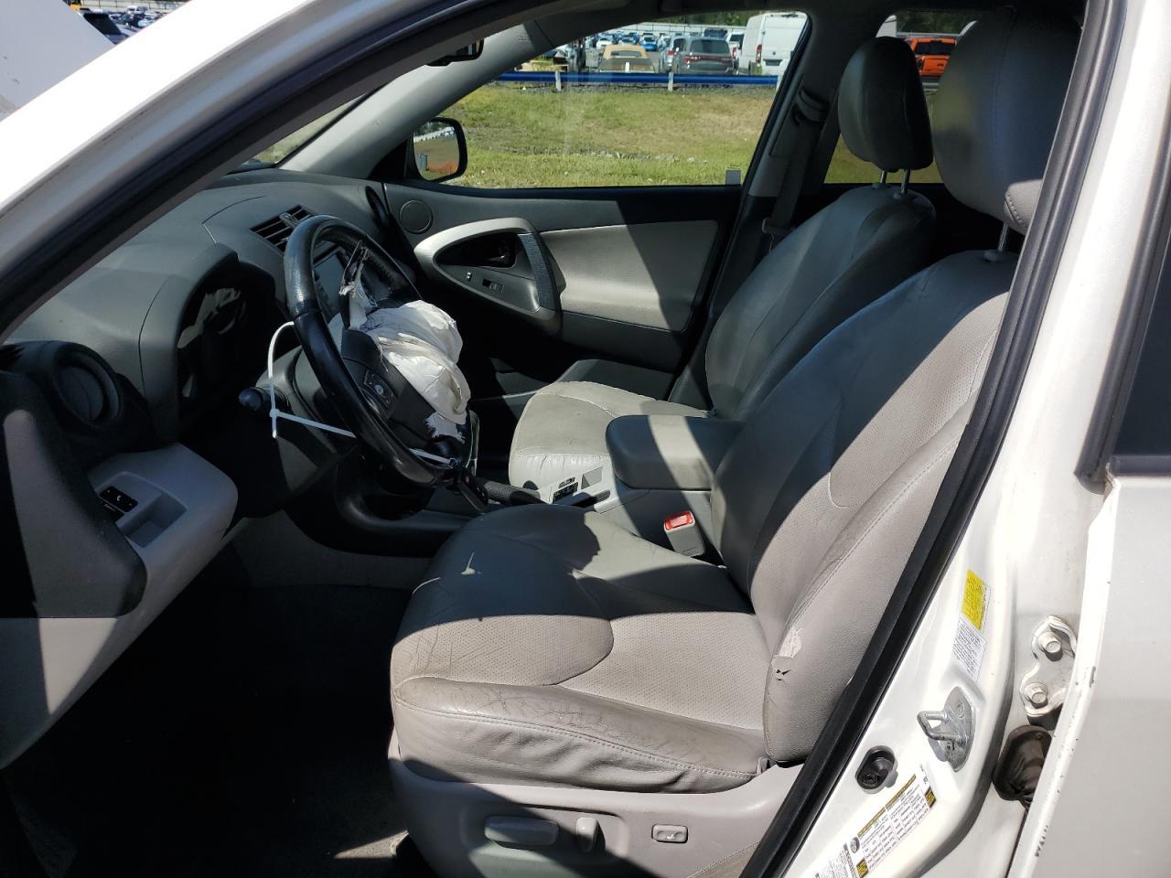 2011 Toyota Rav4 Limited - Фото 7
