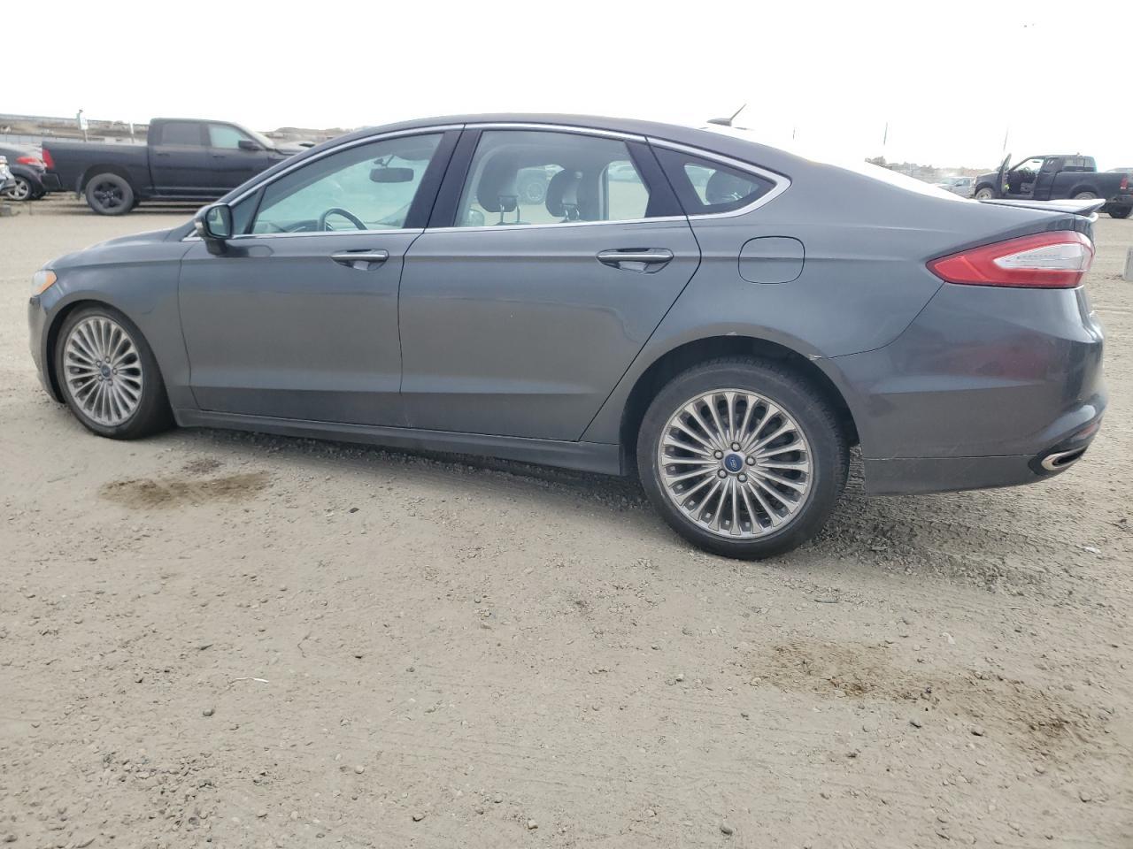 2015 Ford Fusion Titanium - Image 2