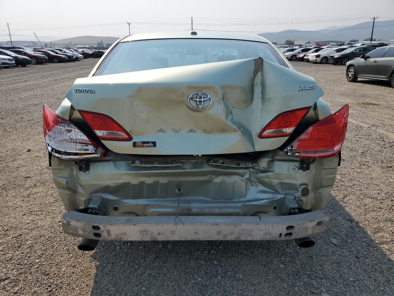 2010 Toyota Avalon Xl - Image 6