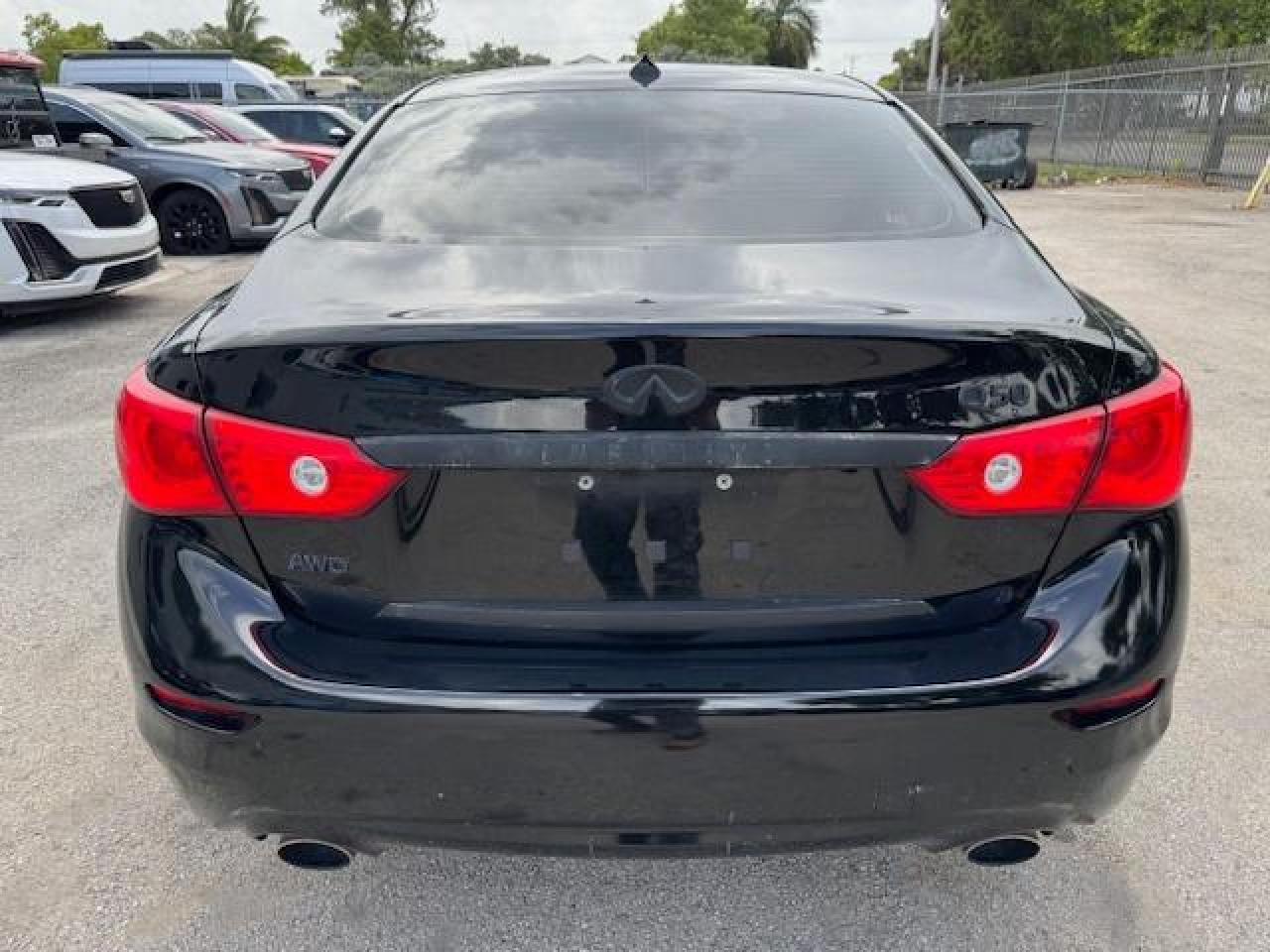 2017 Infiniti Q50 Premium - Фото 6