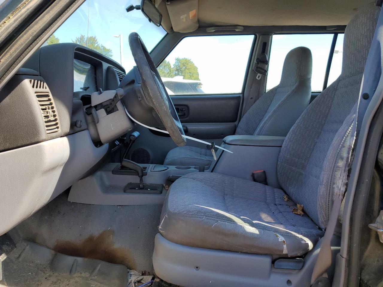 1999 Jeep Cherokee Sport - Фото 7