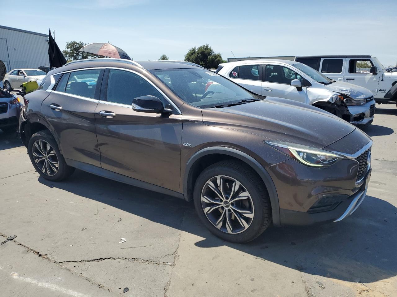 2017 Infiniti Qx30 Base - Фото 4