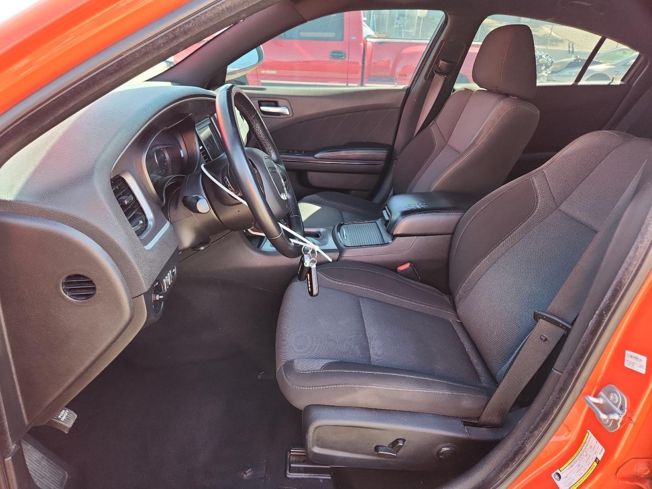 2022 Dodge Charger Sxt - Фото 7