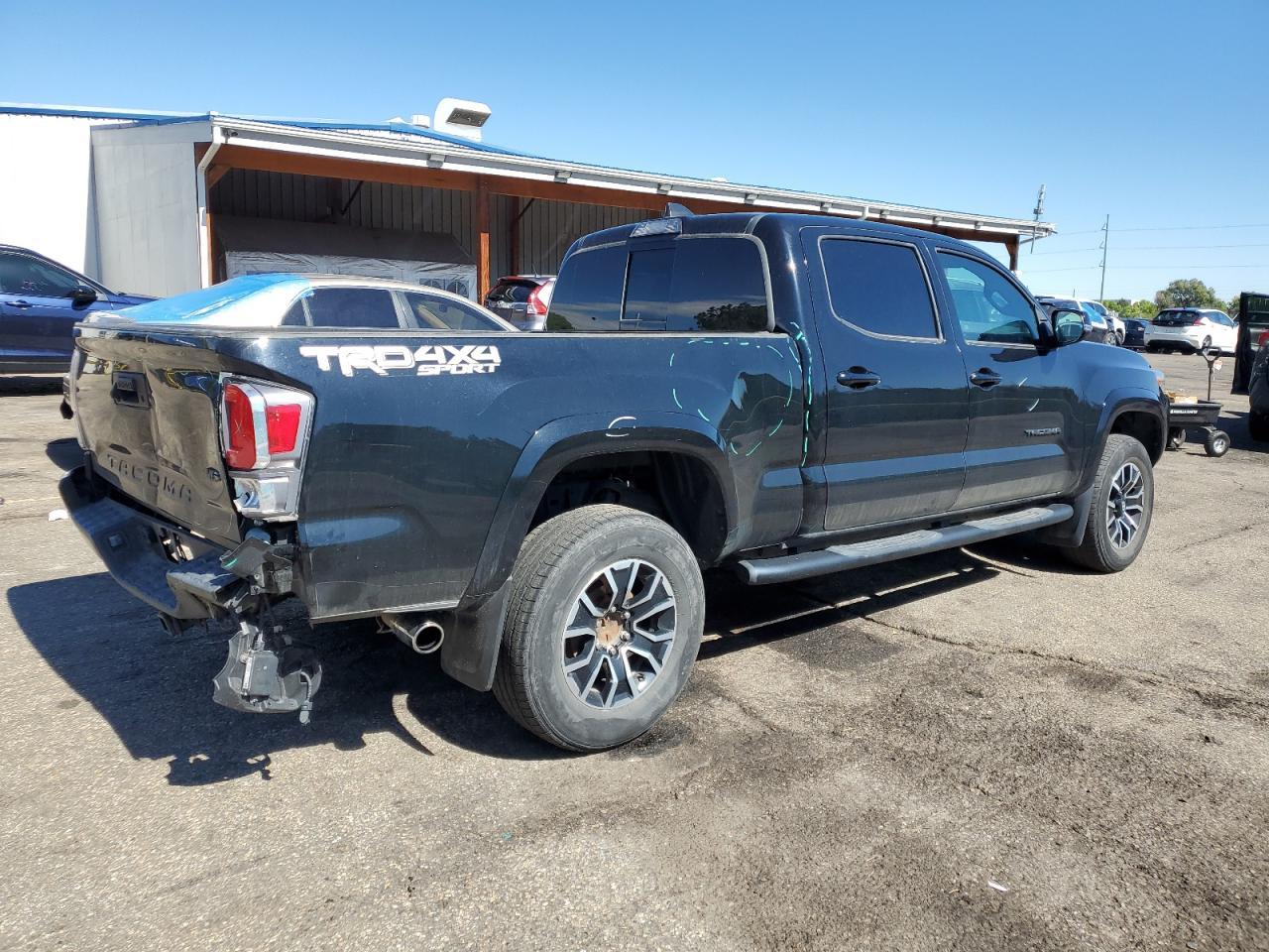 2021 Toyota Tacoma Double Cab - Фото 3