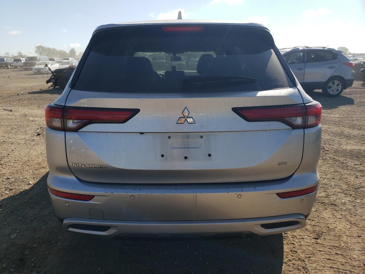 2022 Mitsubishi Outlander Se - Фото 6