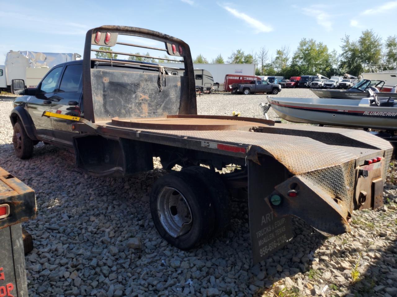 2023 Ram 5500 Truck Cab And Chassis - Image 3