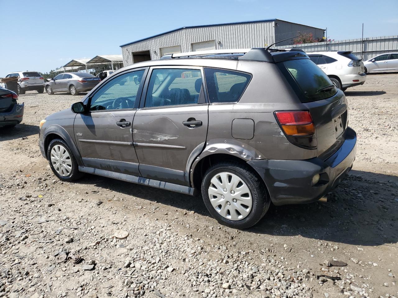 2004 Pontiac Vibe - Фото 2