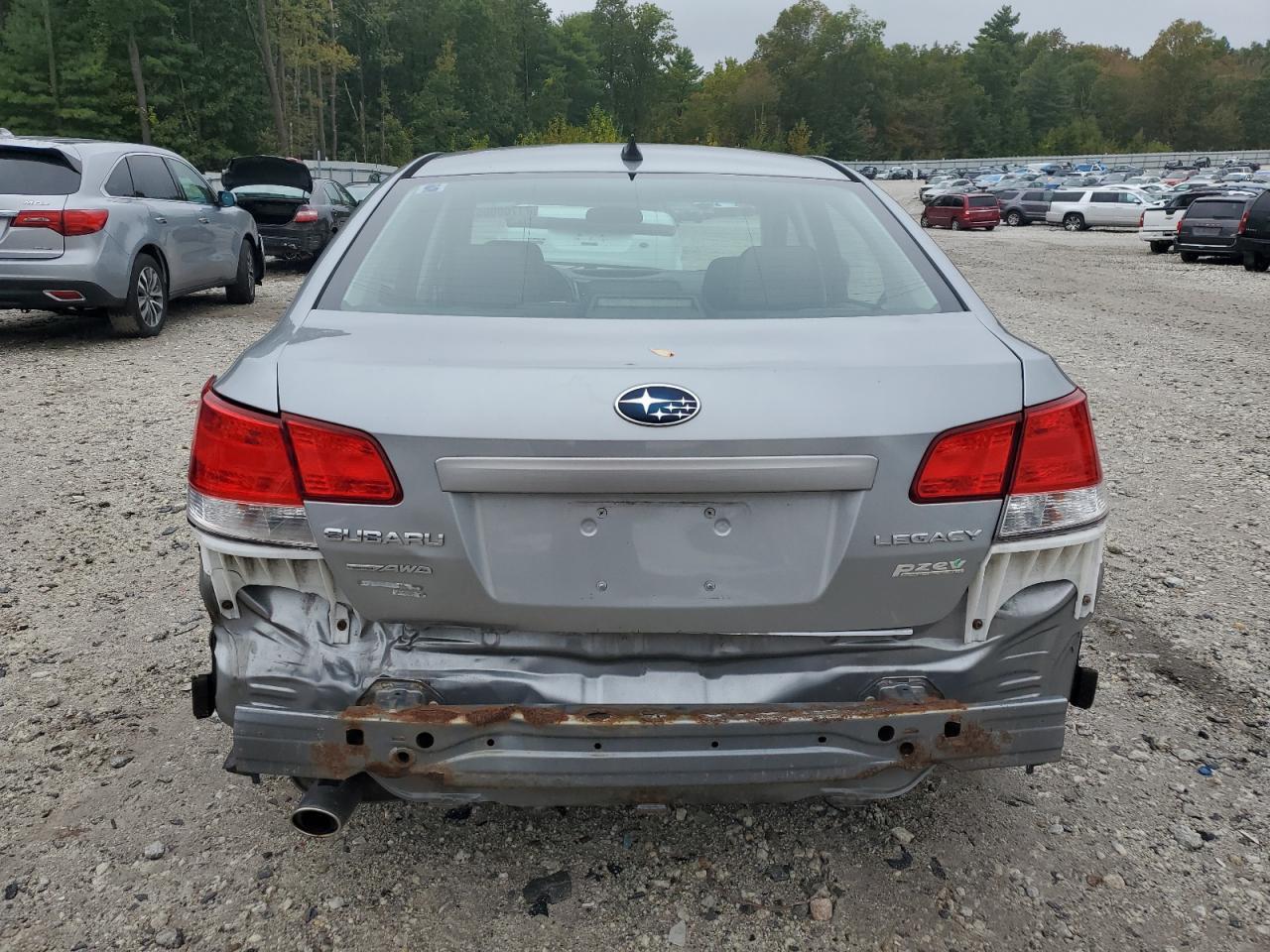 2011 Subaru Legacy 2.5I Limited - Фото 6