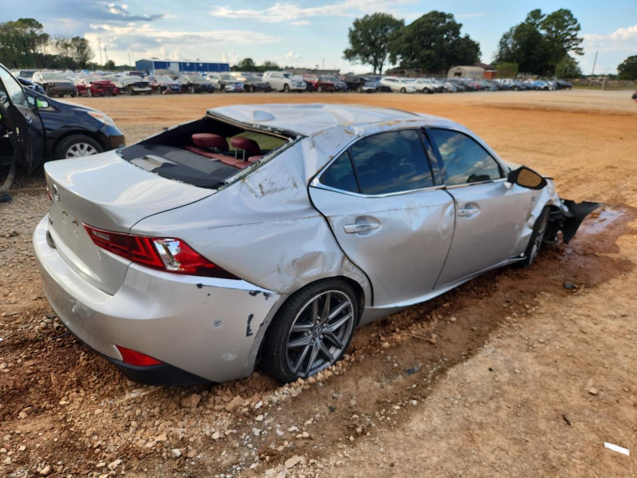 2016 Lexus Is 200T - Фото 3