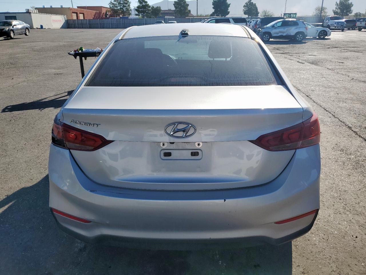 2019 Hyundai Accent Se - Фото 6