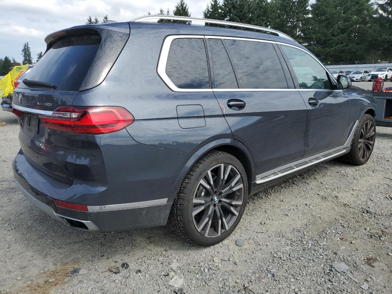 2019 BMW X7 xDrive50I - Фото 3