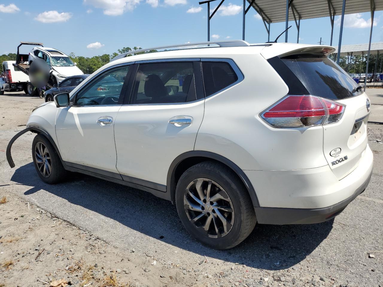 2015 Nissan Rogue S - Image 2