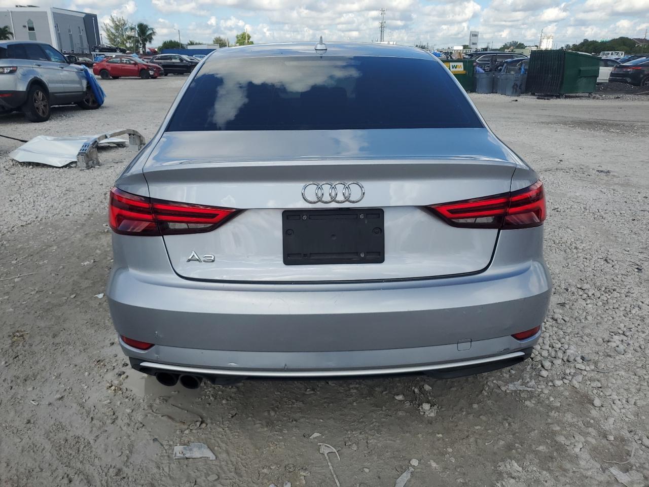 2017 Audi A3 Premium - Фото 6