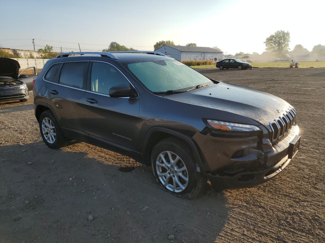 2018 Jeep Cherokee Latitude Plus - Фото 4