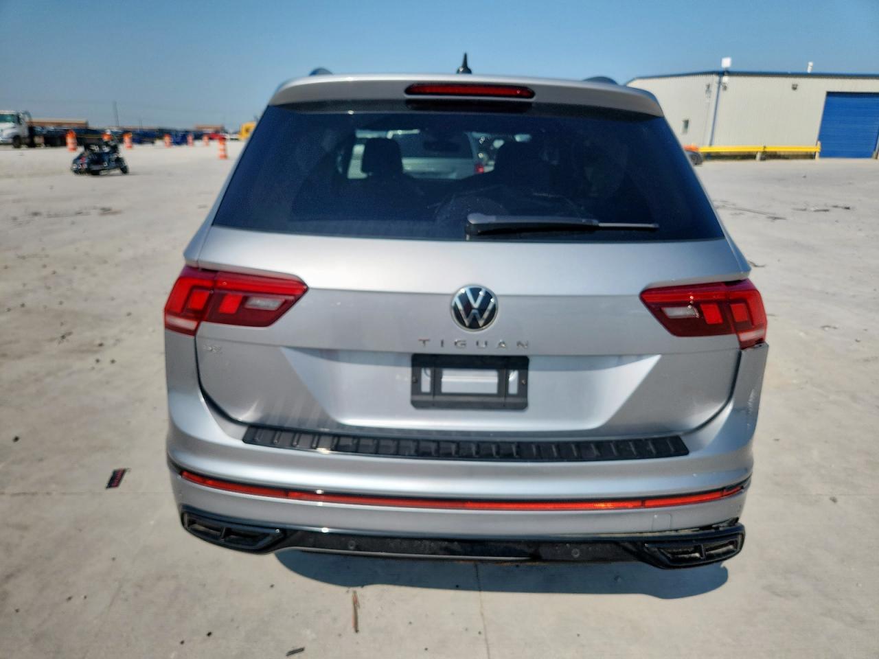 2024 Volkswagen Tiguan Se R-Line Black - Фото 6