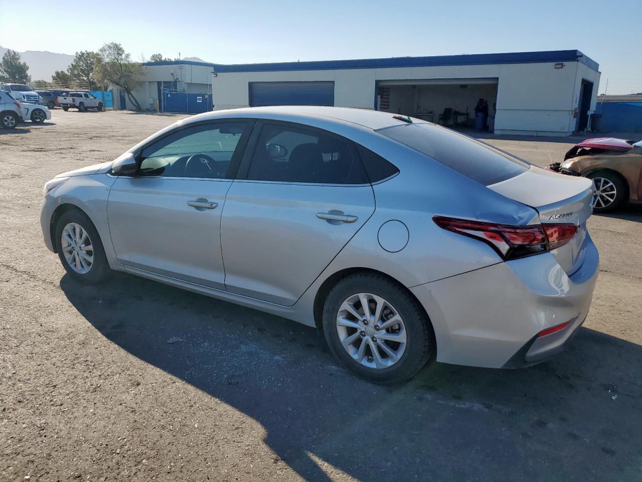 2019 Hyundai Accent Se - Фото 2