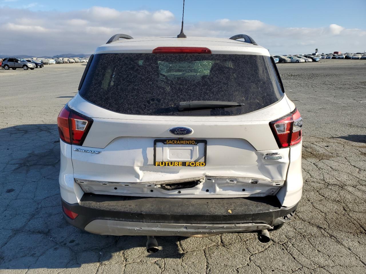 2019 Ford Escape Sel - Фото 6