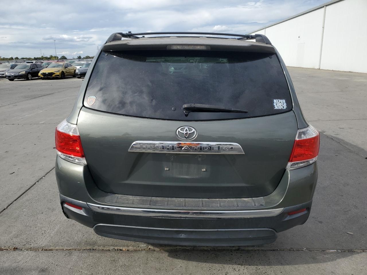 2013 Toyota Highlander Base - Фото 6