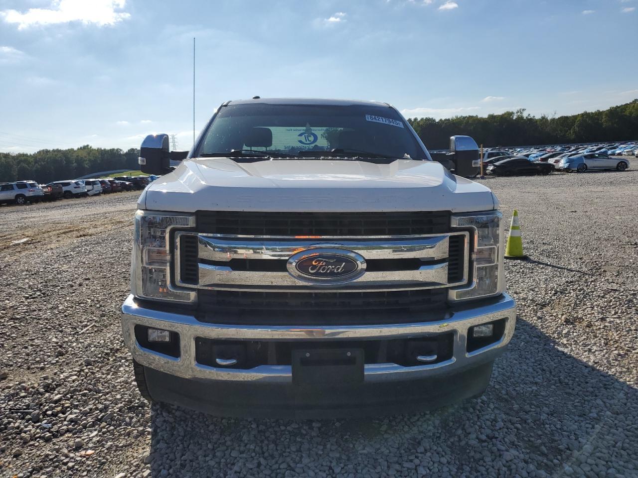 2019 Ford F250 Super Duty - Image 5