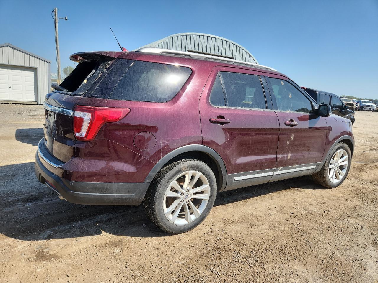 2018 Ford Explorer Xlt - Фото 3