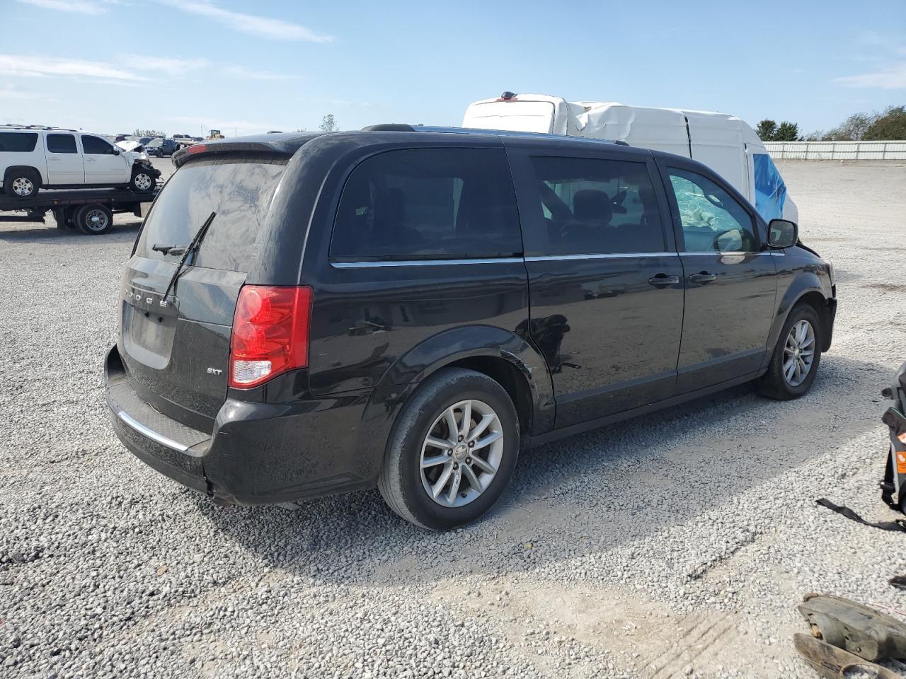 2020 Dodge Grand Caravan Sxt - Image 3