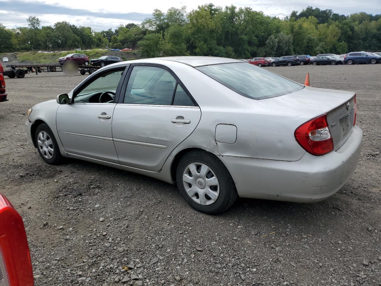 2002 Toyota Camry Le - Image 2