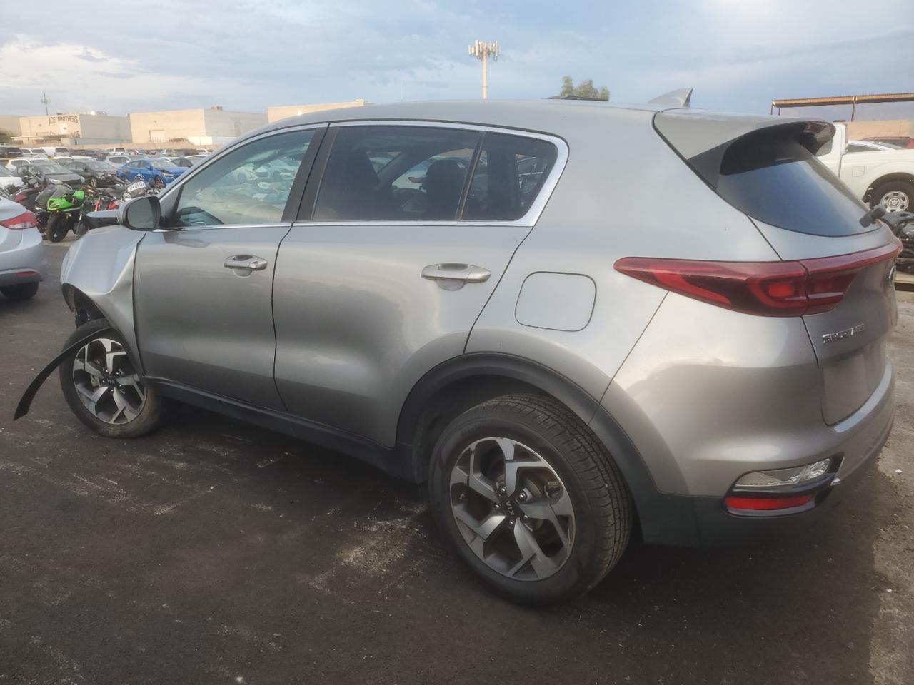 2020 Kia Sportage Lx - Image 2