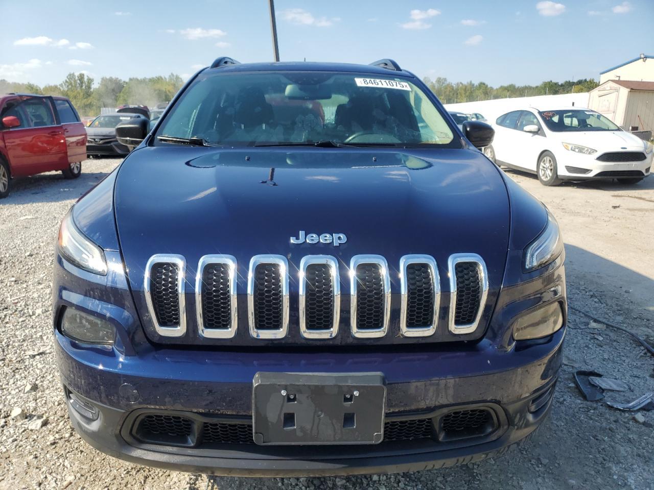 2015 Jeep Cherokee Sport - Фото 5