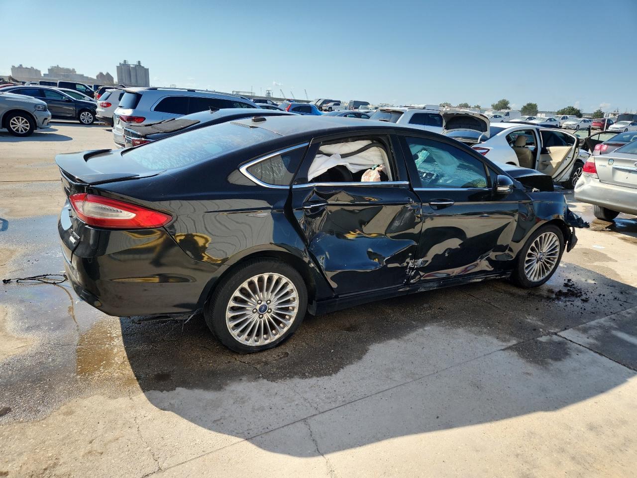 2016 Ford Fusion Titanium - Image 3