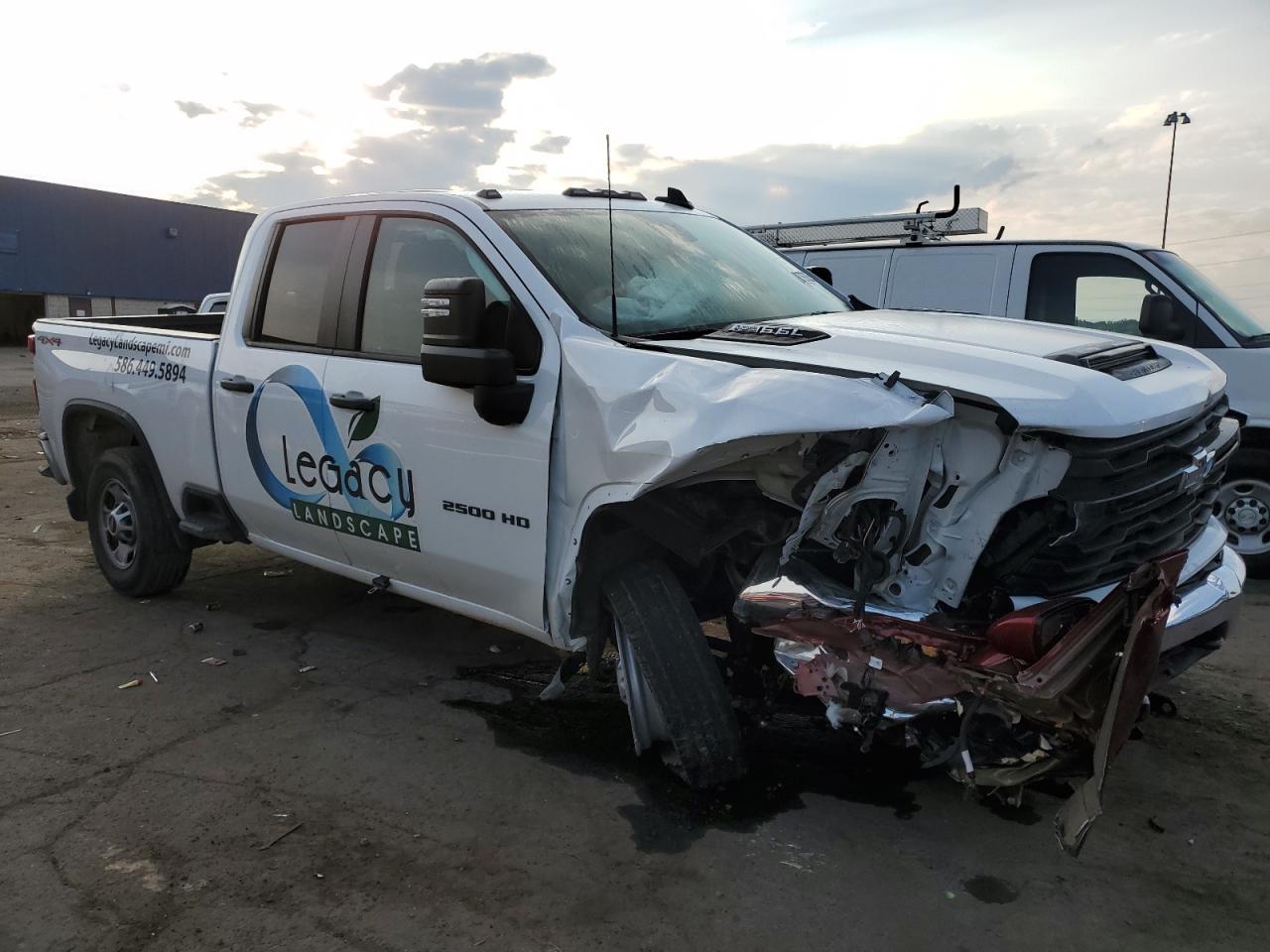 2024 Chevrolet Silverado K2500 Heavy Duty - Фото 4