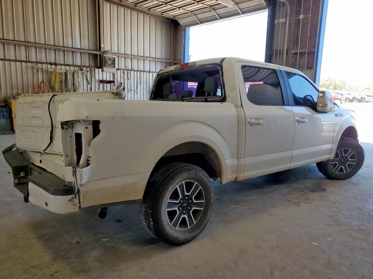 2015 Ford F150 Supercrew - Image 3