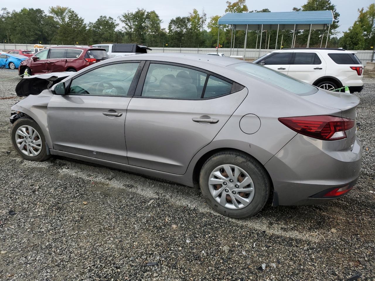 2020 Hyundai Elantra Se - Фото 2