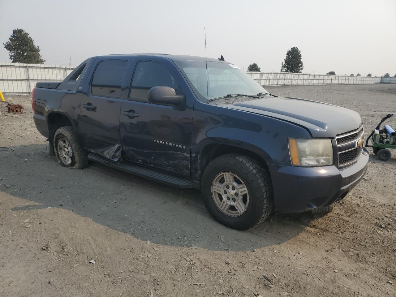 2007 Chevrolet Avalanche K1500 - Image 4