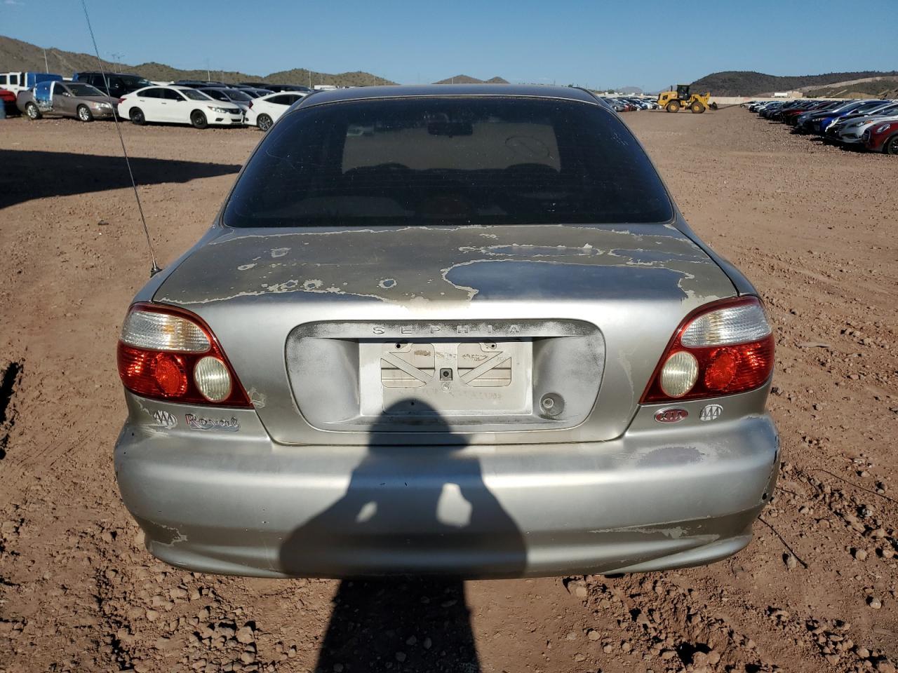 1999 Kia Sephia Base - Фото 6