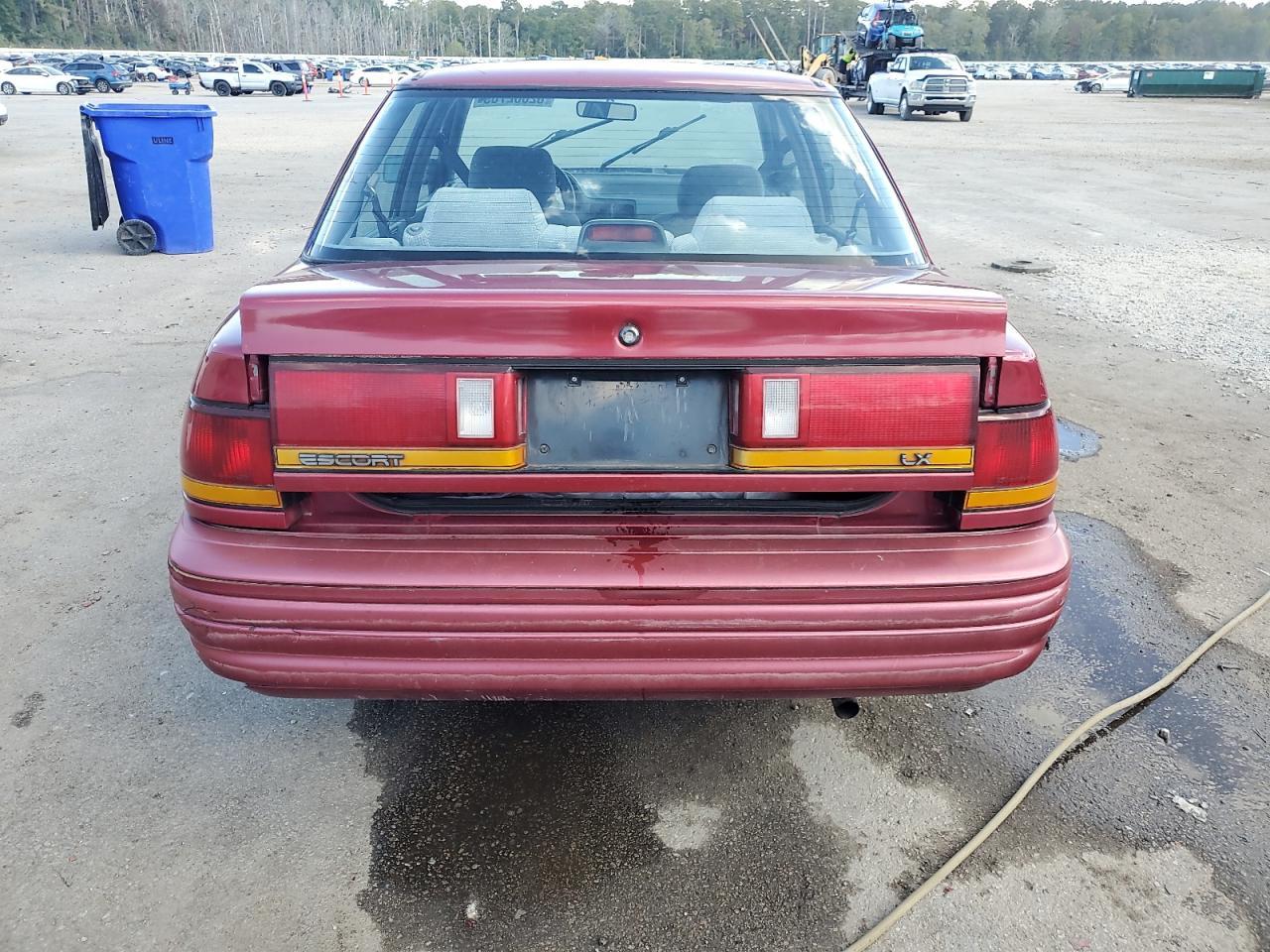 1994 Ford Escort Lx - Фото 6