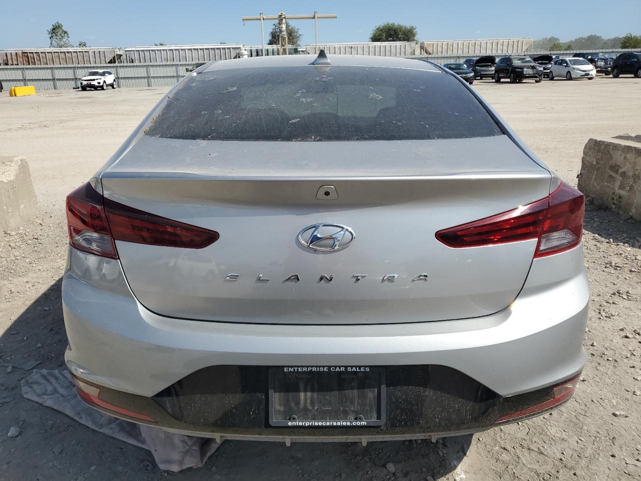 2020 Hyundai Elantra Sel - Фото 6