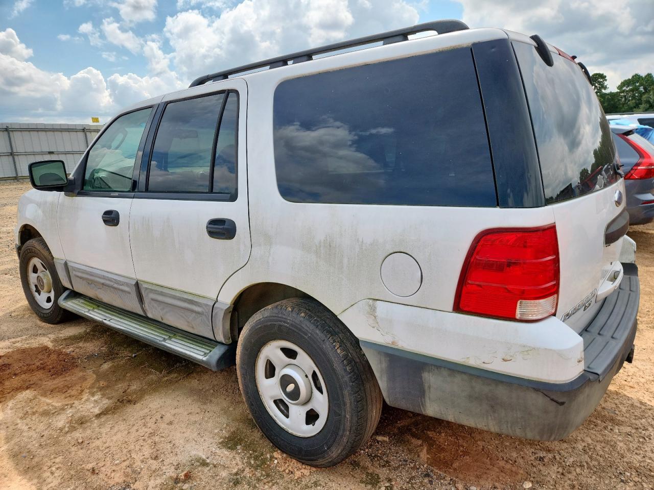 2006 Ford Expedition Xlt - Image 2
