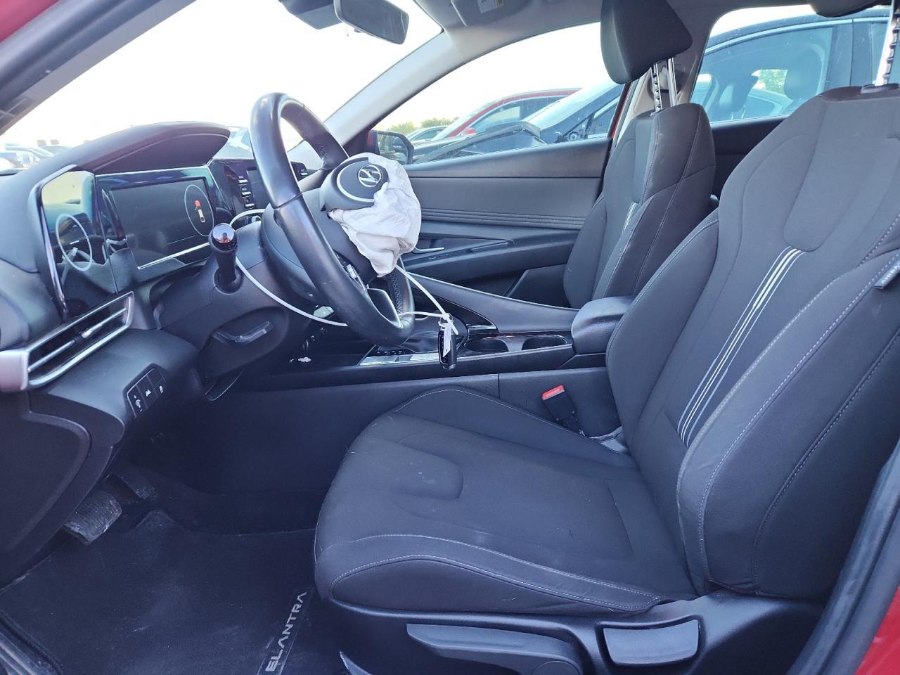 2022 Hyundai Elantra Sel - Image 7