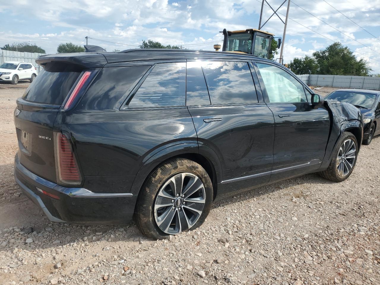 2026 Cadillac Vistiq Sport - Фото 3