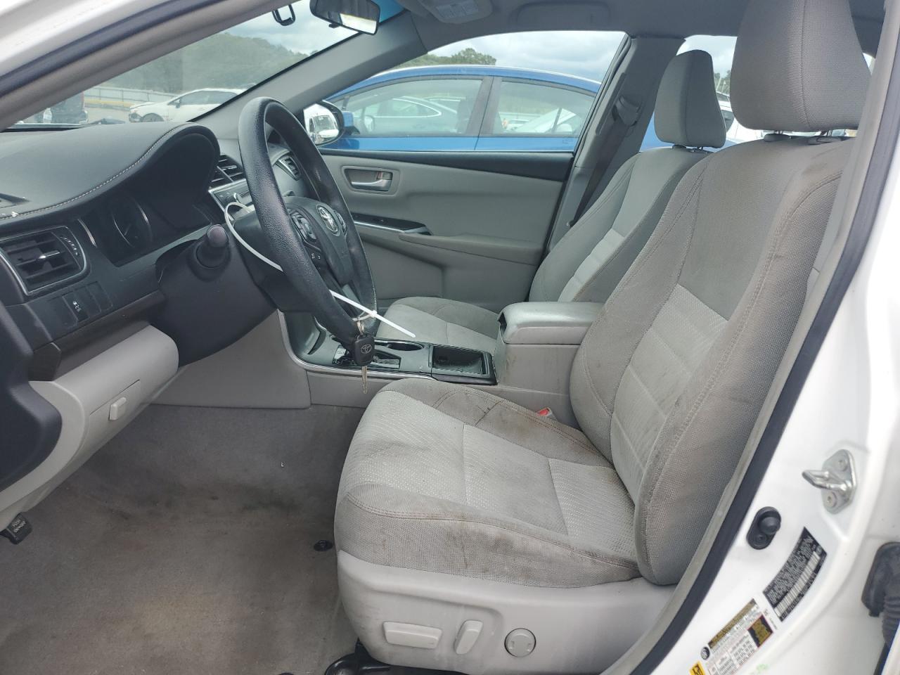 2016 Toyota Camry Le - Фото 7