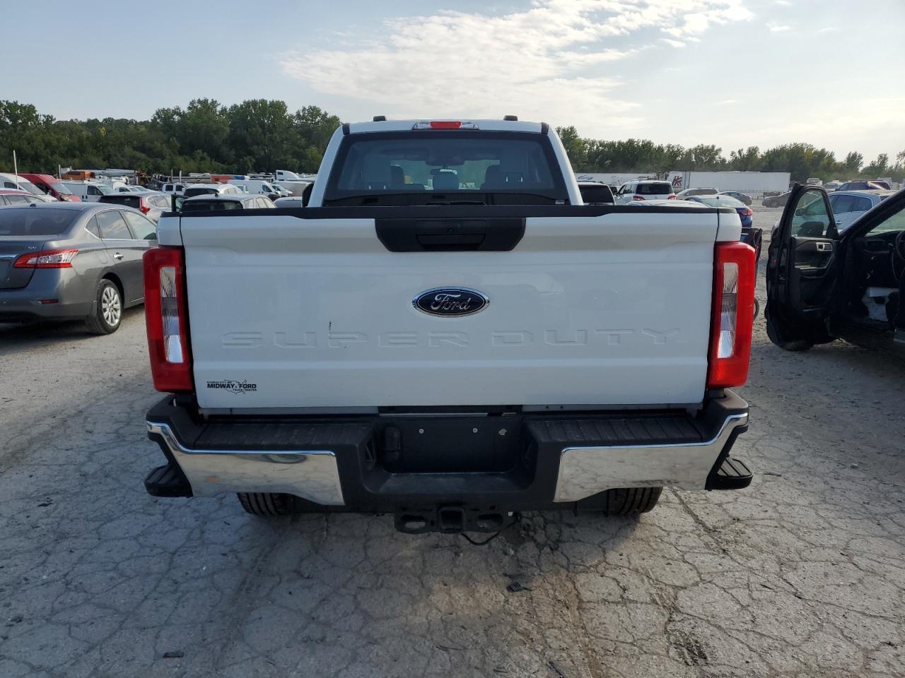 2023 Ford F250 Super Duty Super Duty - Image 6