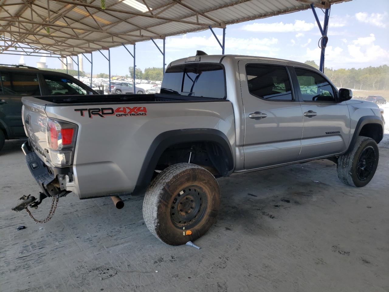 2020 Toyota Tacoma Double Cab - Фото 3