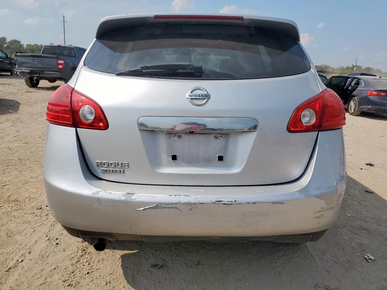 2014 Nissan Rogue Select S - Фото 6
