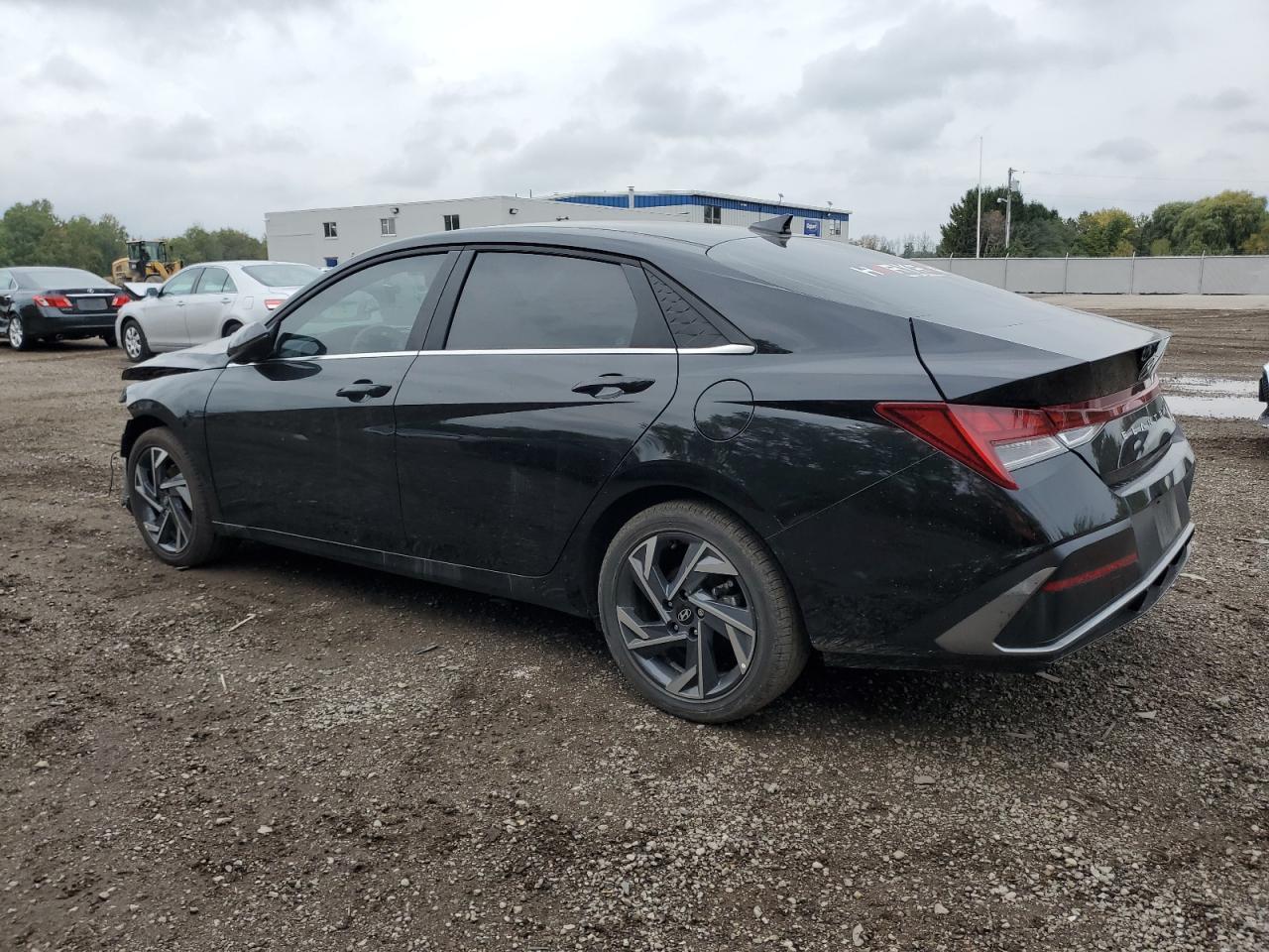 2025 Hyundai Elantra Limited - Фото 2