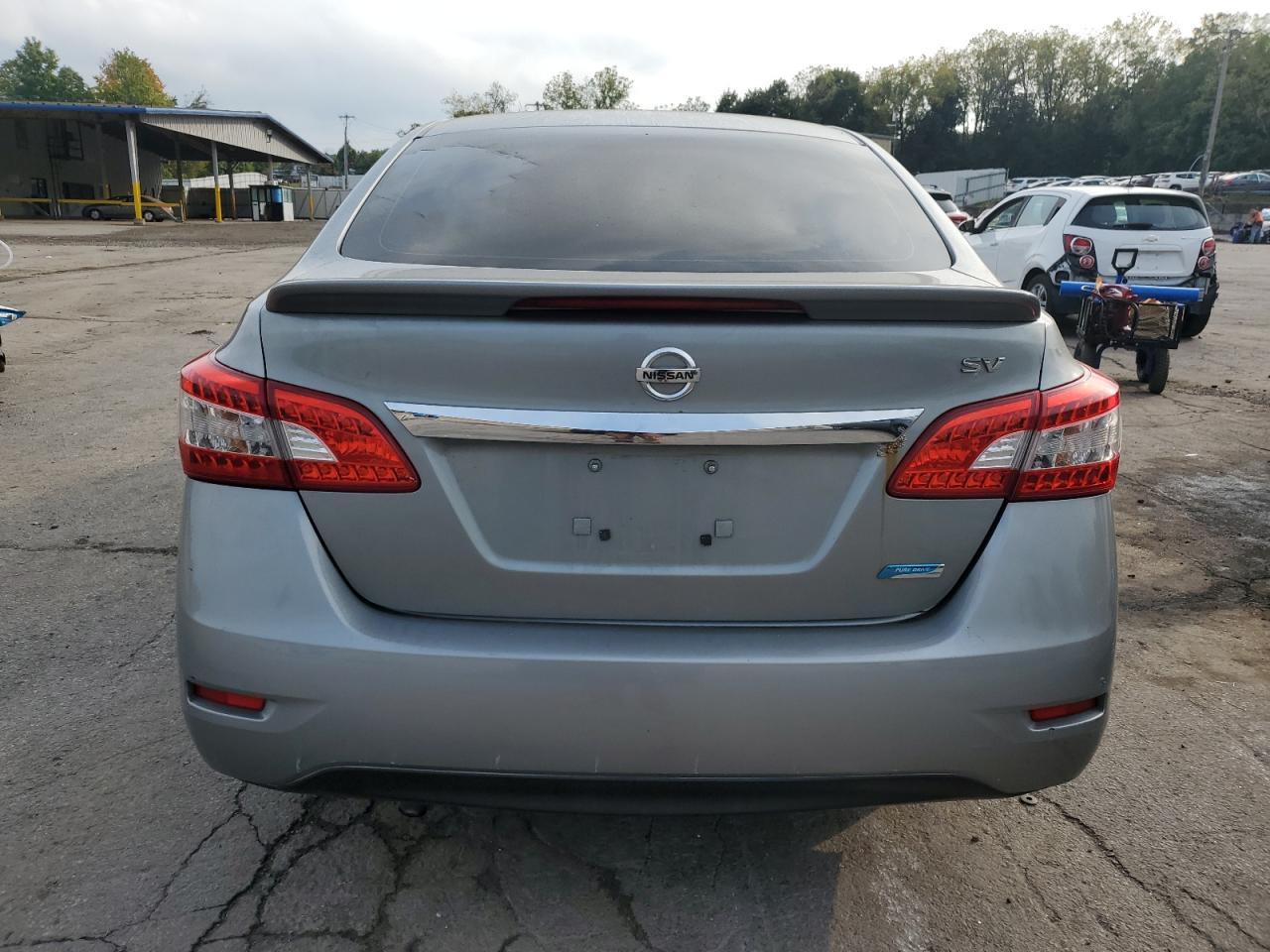 2014 Nissan Sentra S - Фото 6