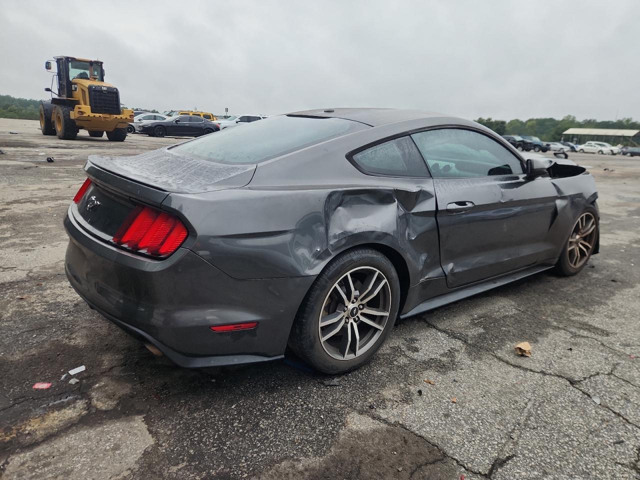 2016 Ford Mustang - Фото 3