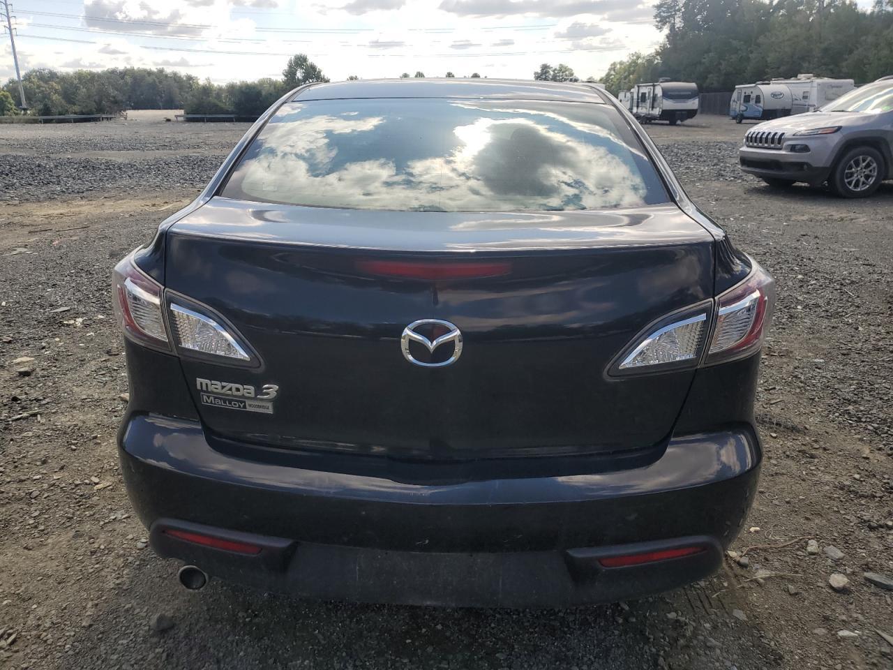 2010 Mazda 3 I - Image 6