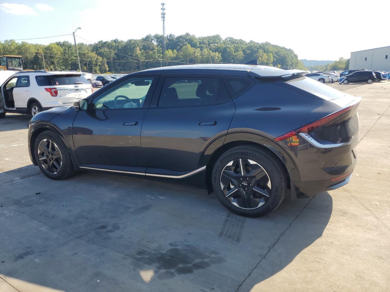 2025 Kia Ev6 Light - Фото 2